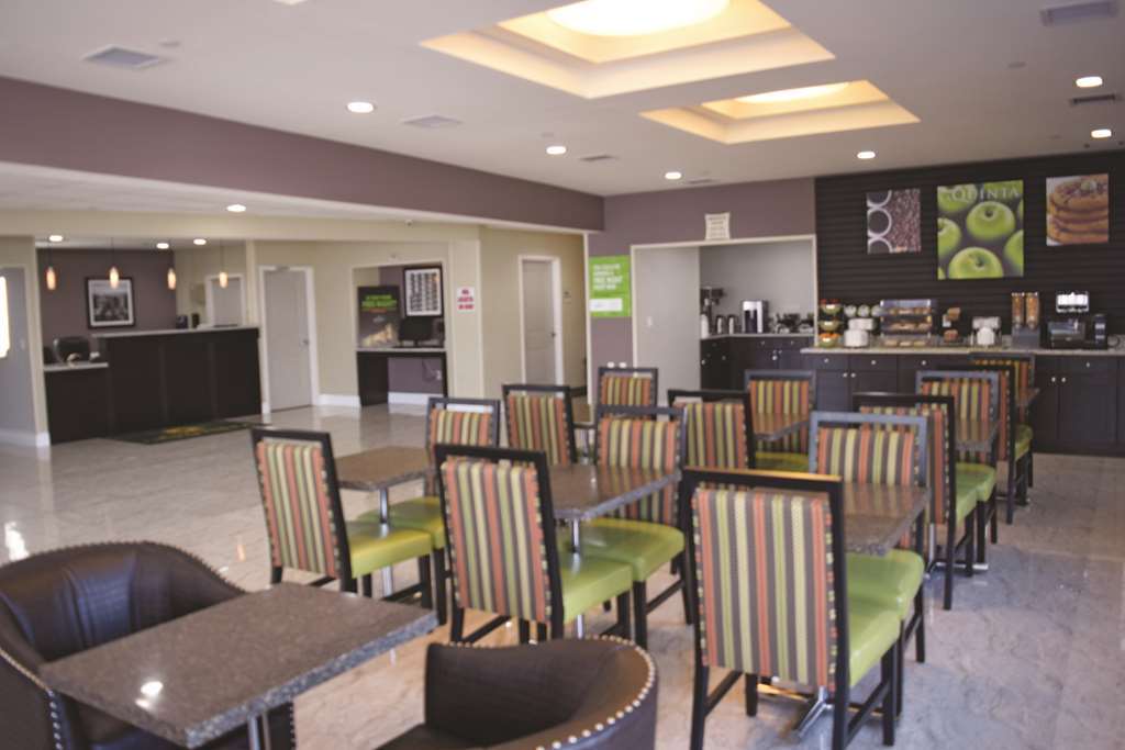 La Quinta Inn & Suites Far Rockaway - Beach Hotel New York Bekvämligheter bild